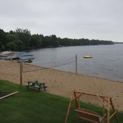 Laurie's Lakeside Resort