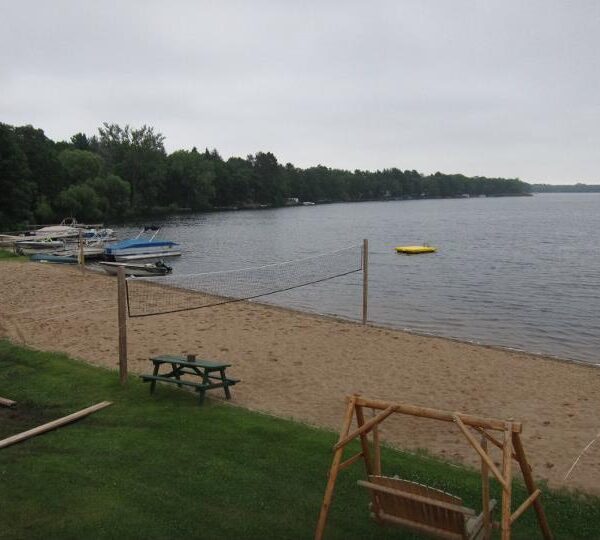 Laurie's Lakeside Resort