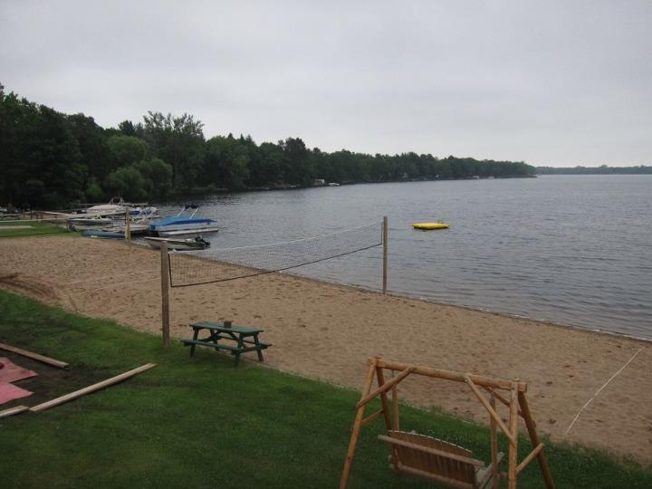 Laurie's Lakeside Resort