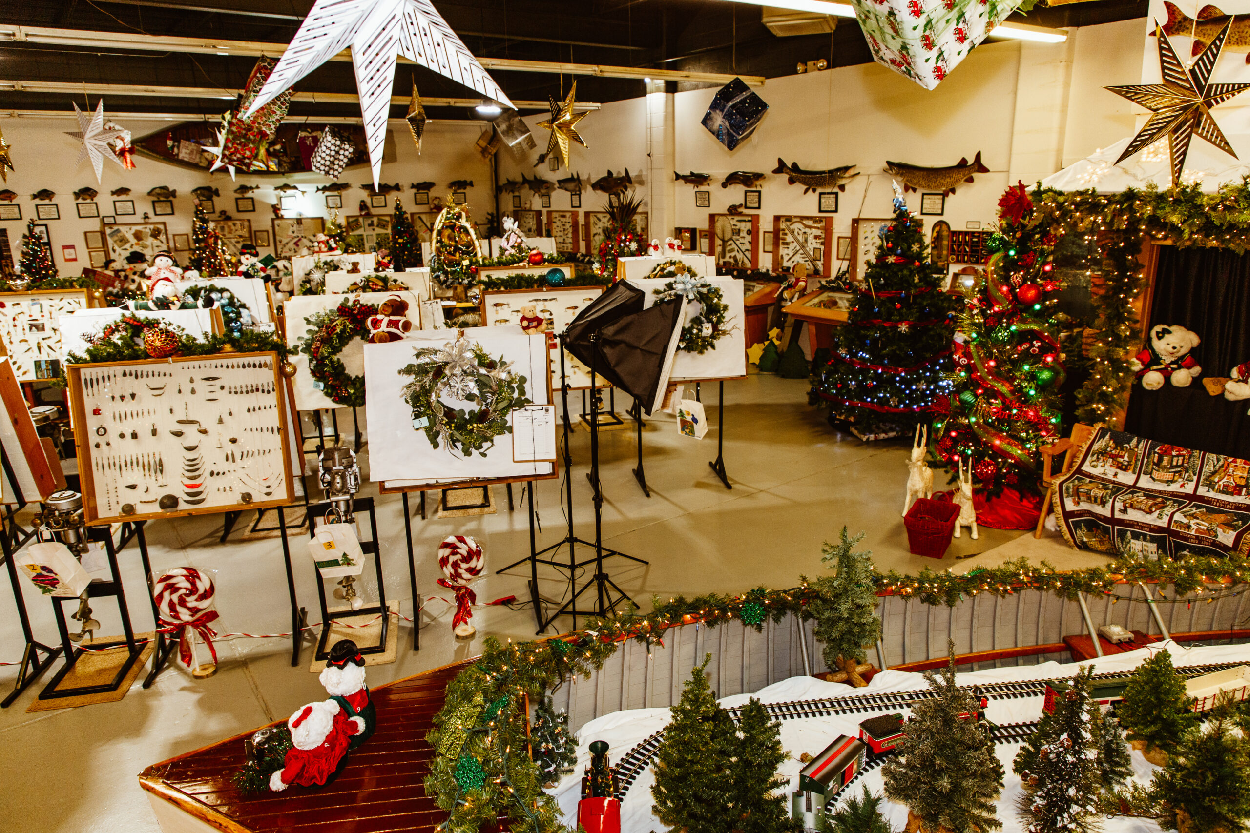 MN Fishing Museum Christmas Displays