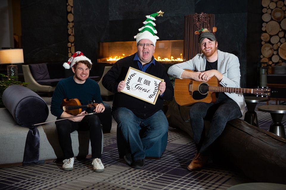 A Schommer & Shynes Christmas Time