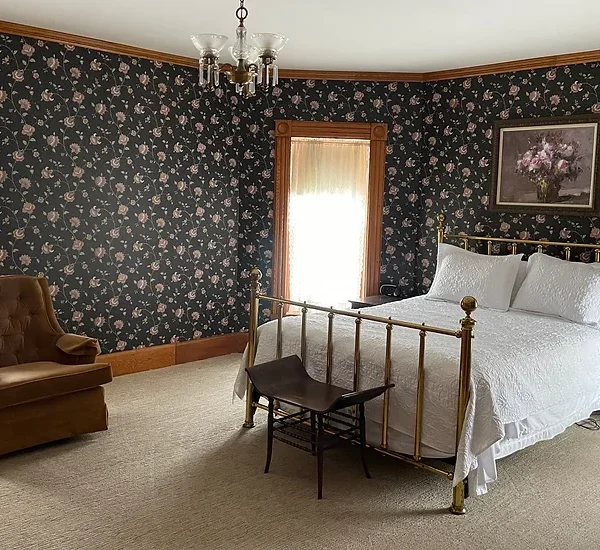 Meadow View Manor
